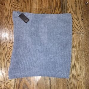 Calvin Klein Gray Knit Scarf